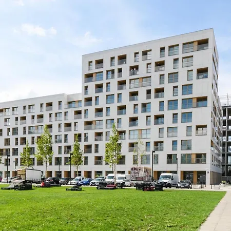 19 Dzielnica Kolejowa P&o Serviced Appartement *