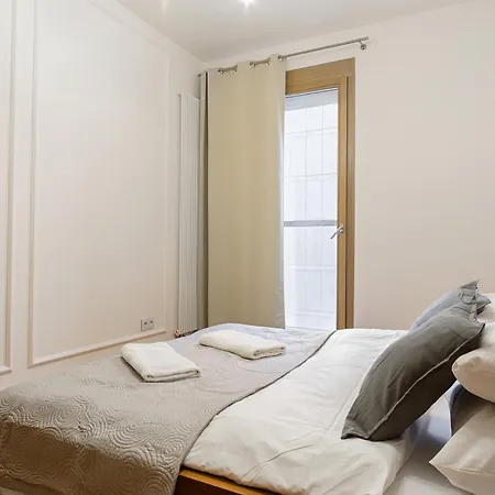 19 Dzielnica Kolejowa P&o Serviced *