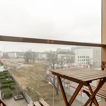 19 Dzielnica Kolejowa P&o Serviced *