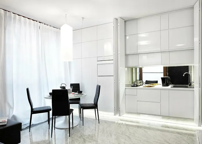 Apartment 19 Dzielnica Kolejowa P&o Serviced *