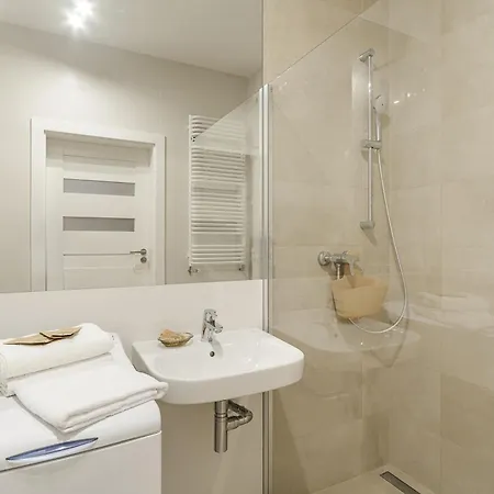 19 Dzielnica Kolejowa P&o Serviced